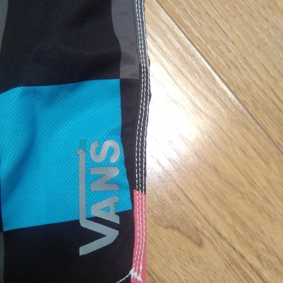 Vans Short - Picture 3 of 5